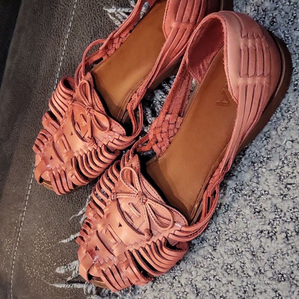 Mia Shoes - Picture 4 of 9
